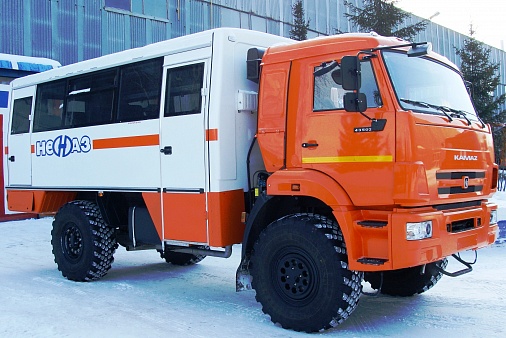 Вахтовый автобус НЕФАЗ 42111М