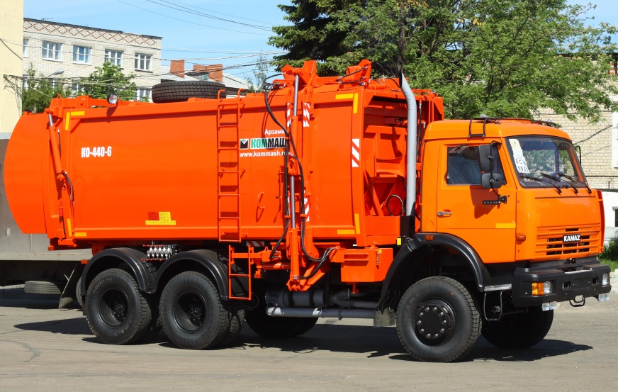 Мусоровоз с боковой загрузкой КО 440-6