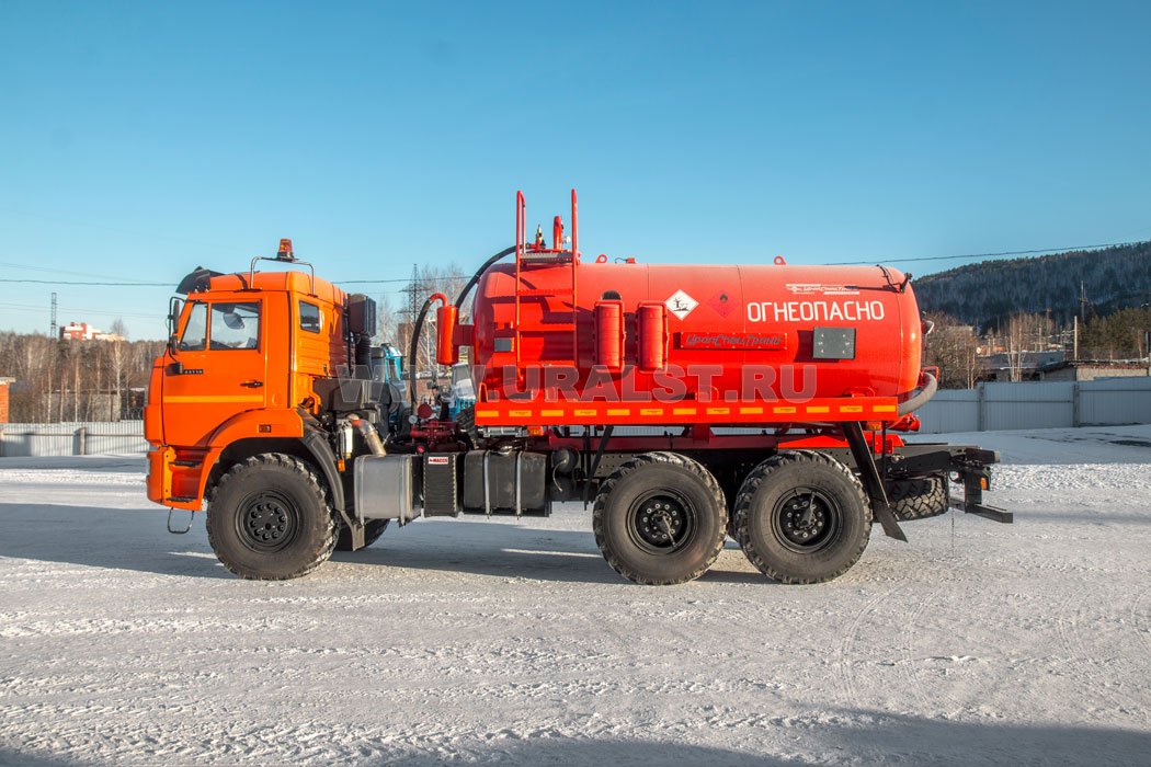 Автоцистерна нефтепромысловая АКН-10 КО УСТ-5453 КАМАЗ 43118